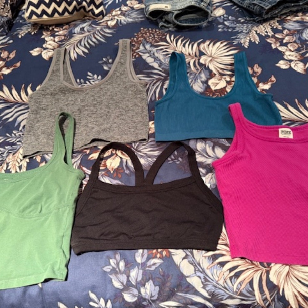 Crop tops